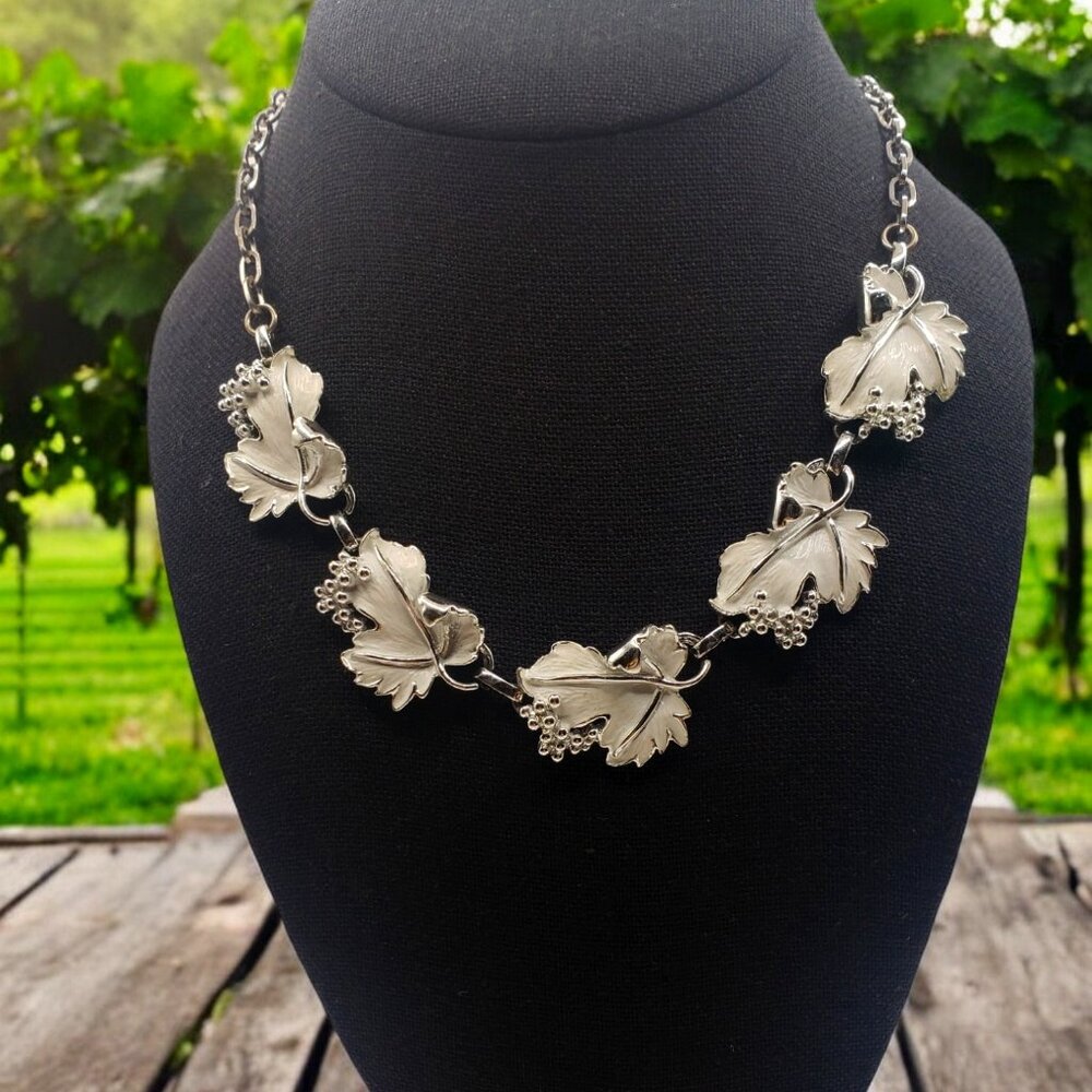 Vintage Sarah Coventry Whispering Leaves White Enamel Necklace